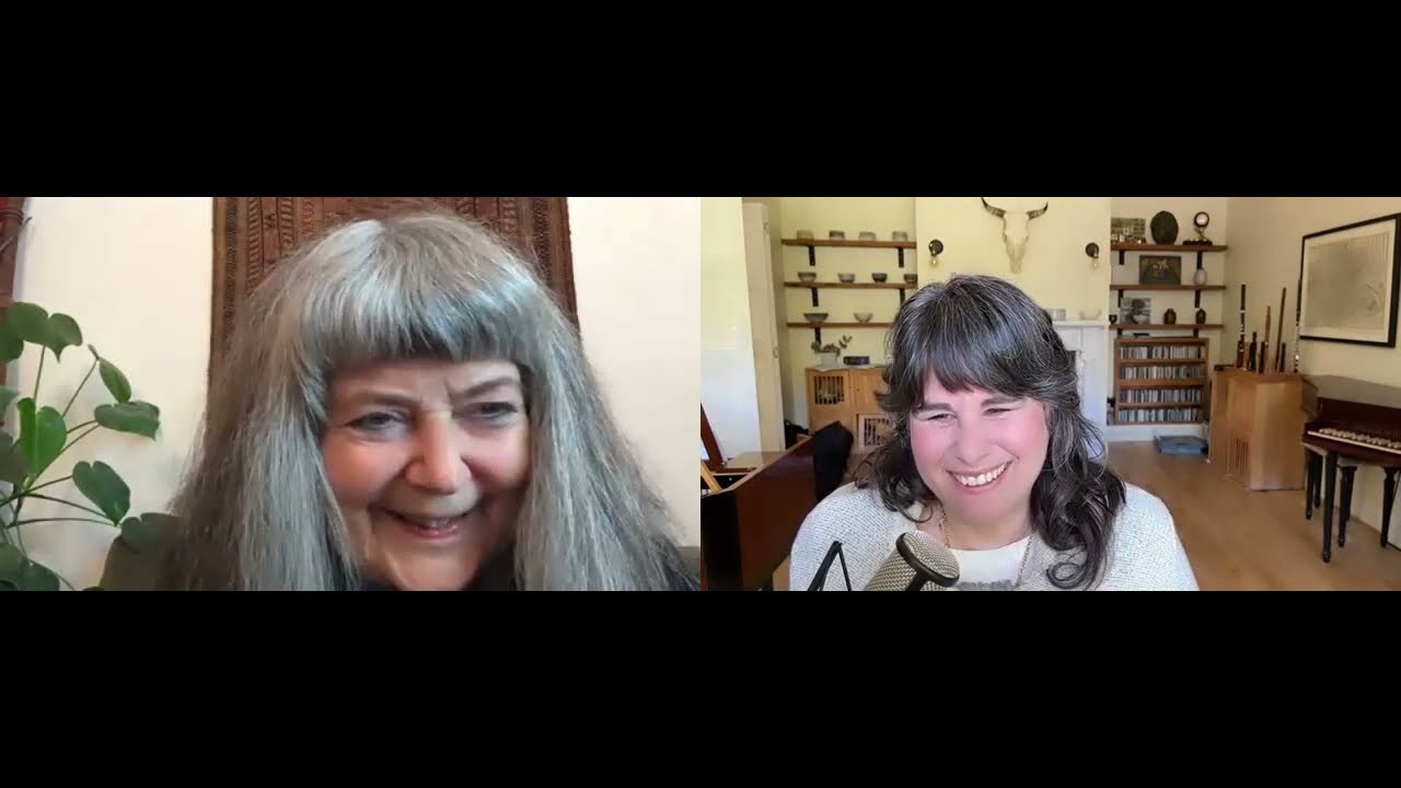 In Conversation with Susie Napper, Autour d'une flûte