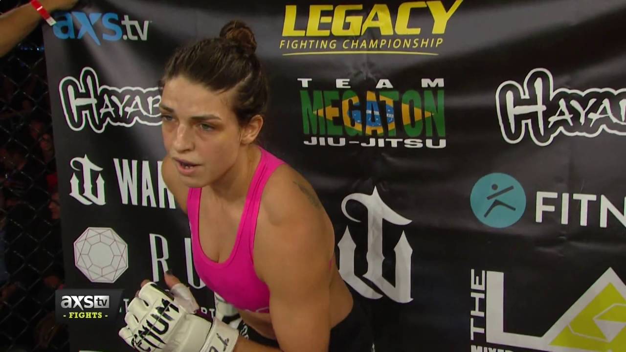 Legacy 61 Highlights : Mackenzie Dern Scores Her Second Win With a Crazy Submission
