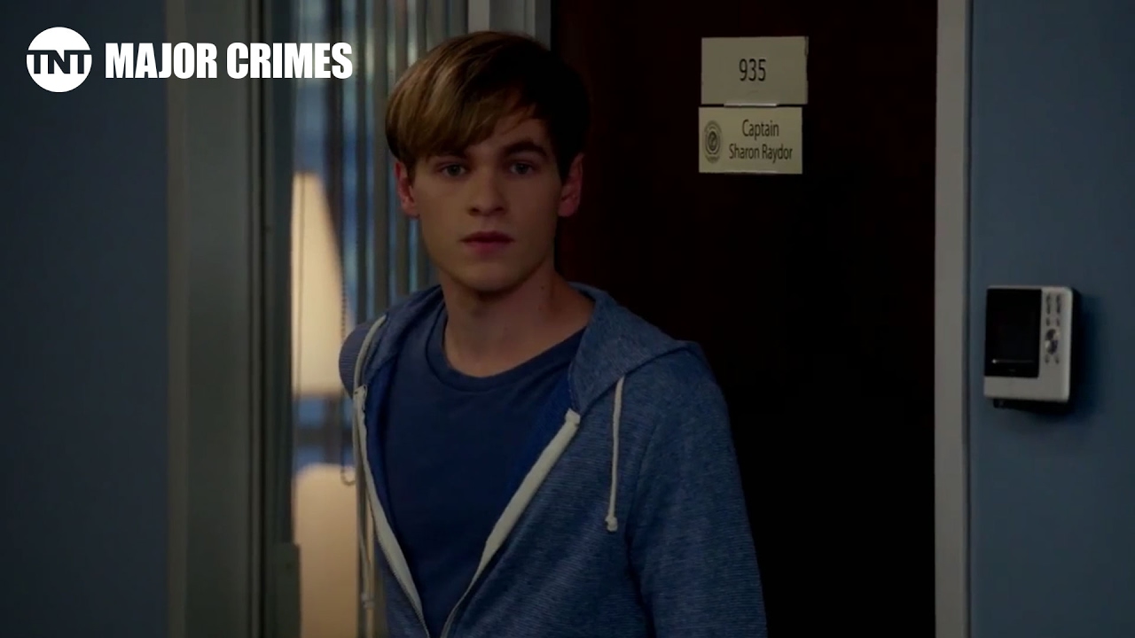 Major Crimes: Officer Banter- Season 3, Ep. 5 [CLIP] | TNT