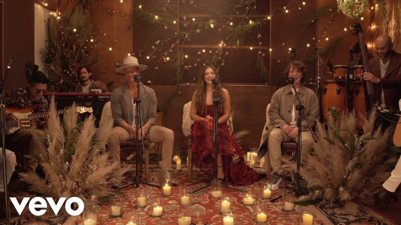 Erik Rubin & Mia Rubin - Me Rehuso ft. Chucho Rivas