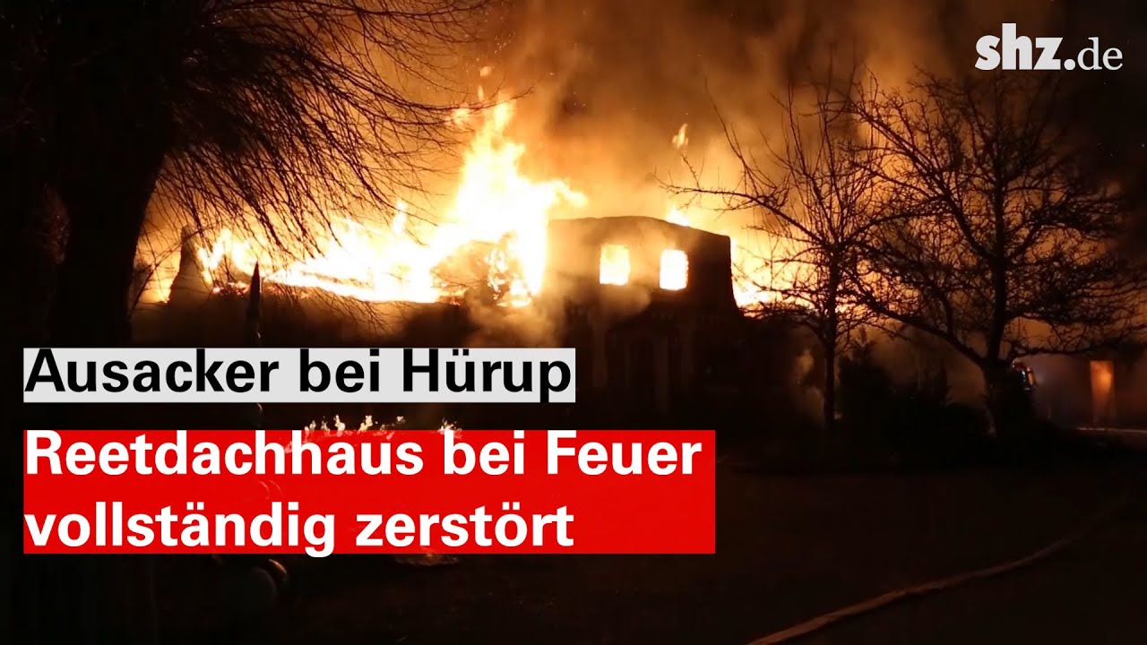 Ausacker bei Hürup: Reetdachhaus bei Feuer zerstört