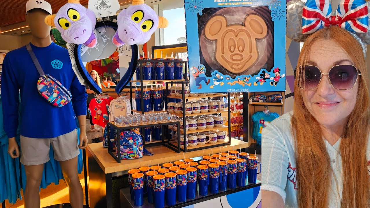 What's NEW at Walt Disney World ! Exploring at Creations Store at Epcot!