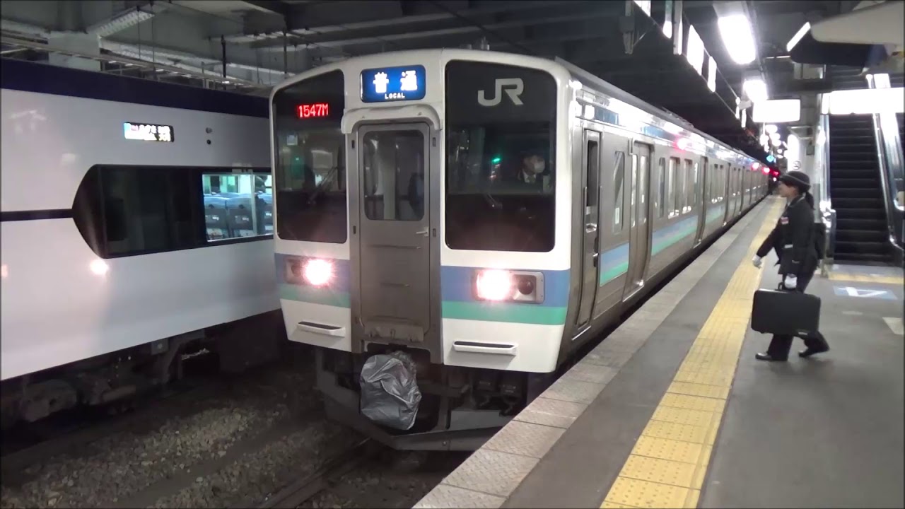 【松本駅発車シーン】篠ノ井線 211系3000番台 普通長野行き 松本駅