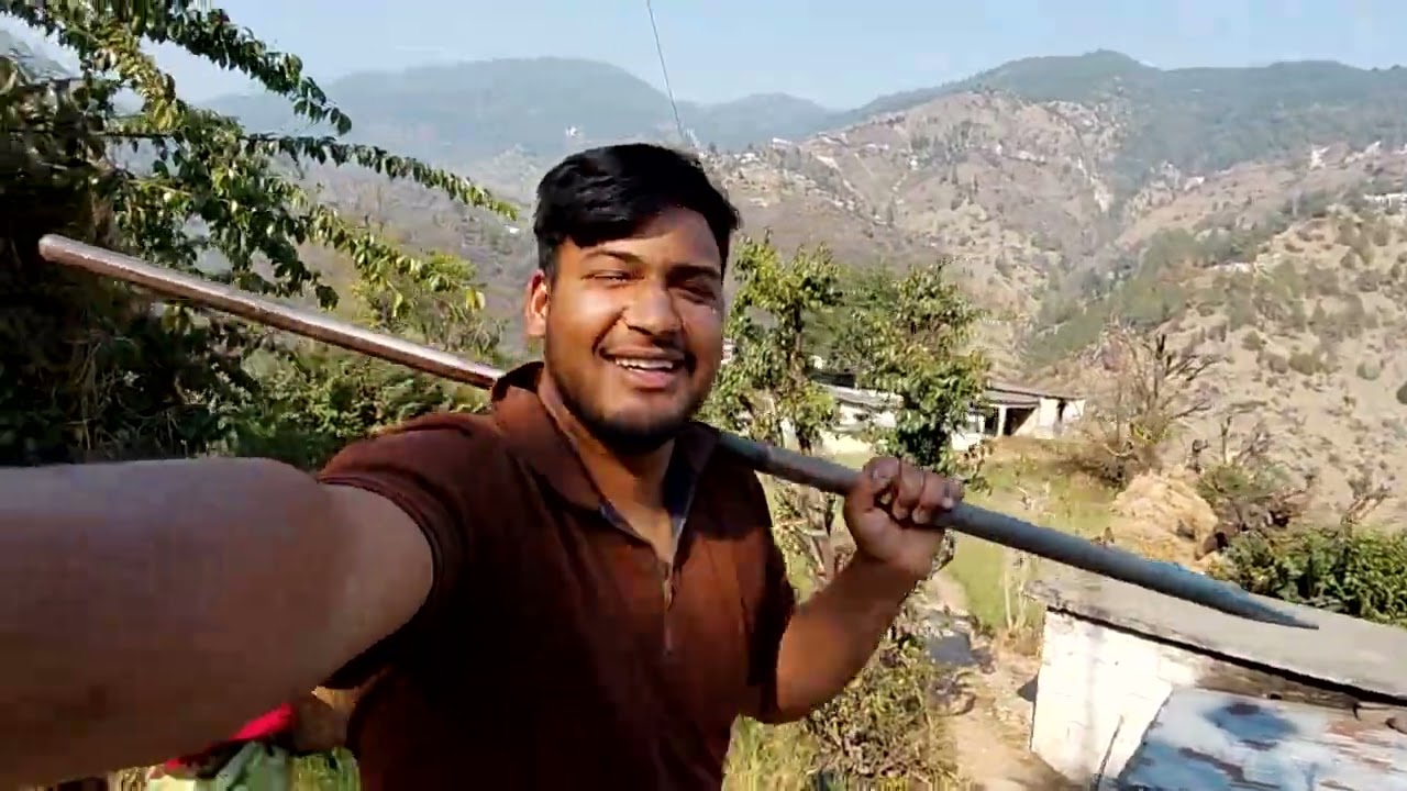 Pahad ji jindgi aasan nhi holi ke din v kaam krna pdaa#phadilifestyle #trending #vlogging 