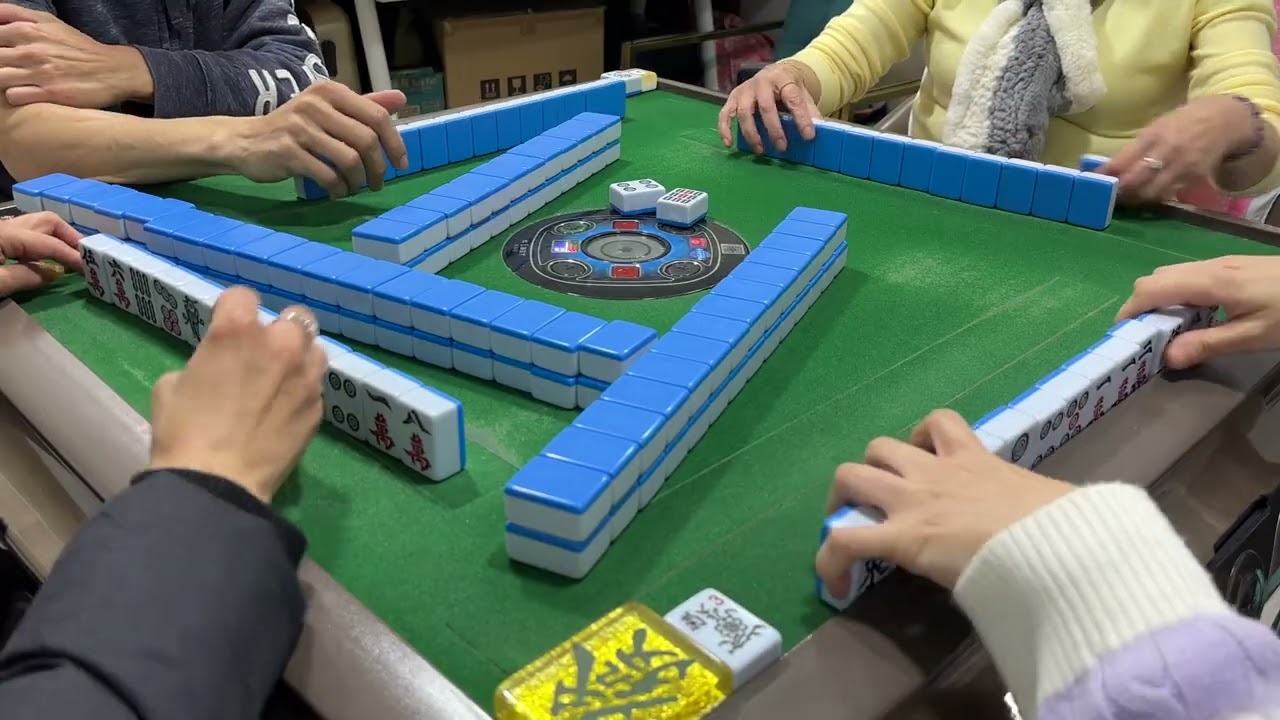 Mahjong267. 廣東牌10番512有花🀄️三娘教子局五回之二：對對糊的危險，五隻牌都係筒子番子，尾牌局打出統九番￼。
