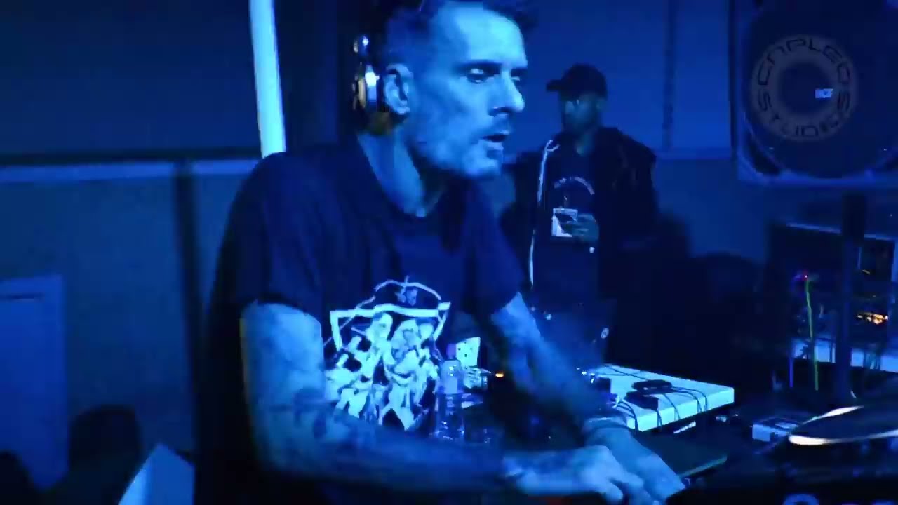 Manu Le Malin - Hardcodelia Biomechanik