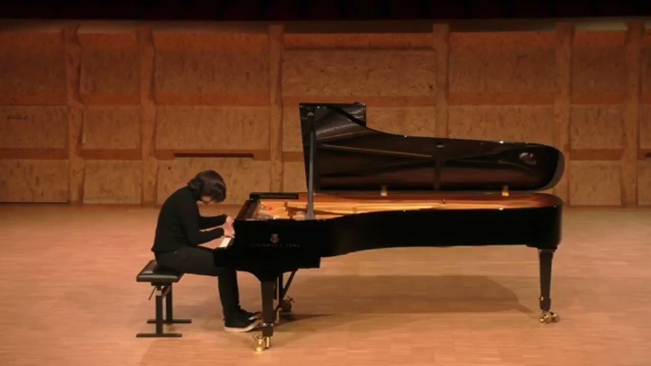 Adam Akopian  (17) plays F. Chopin Scherzo Op.39 Nr.3 in C Sharp Moll #adamakopian #chopin