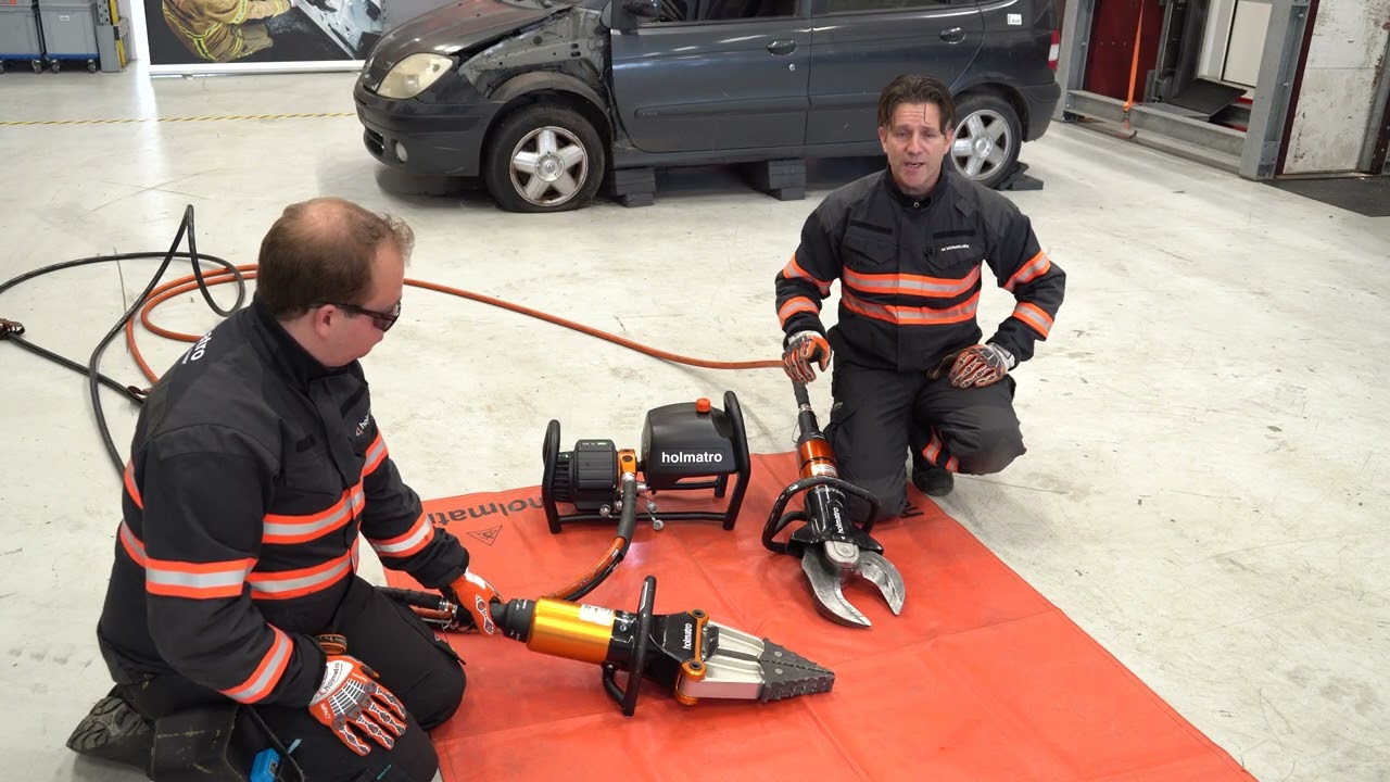 Holmatro Battery Pump BP20 - Product Demonstration