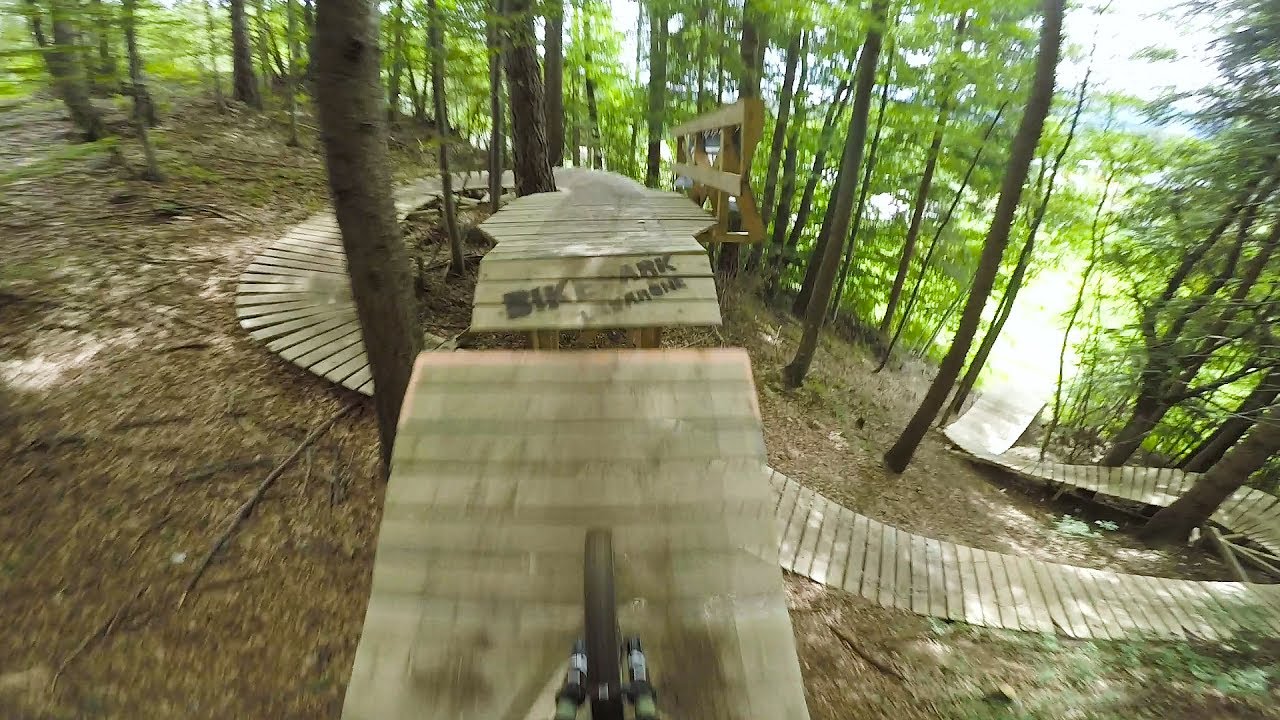Bikepark Lavarone Whezzyssghevenait (Gialla)