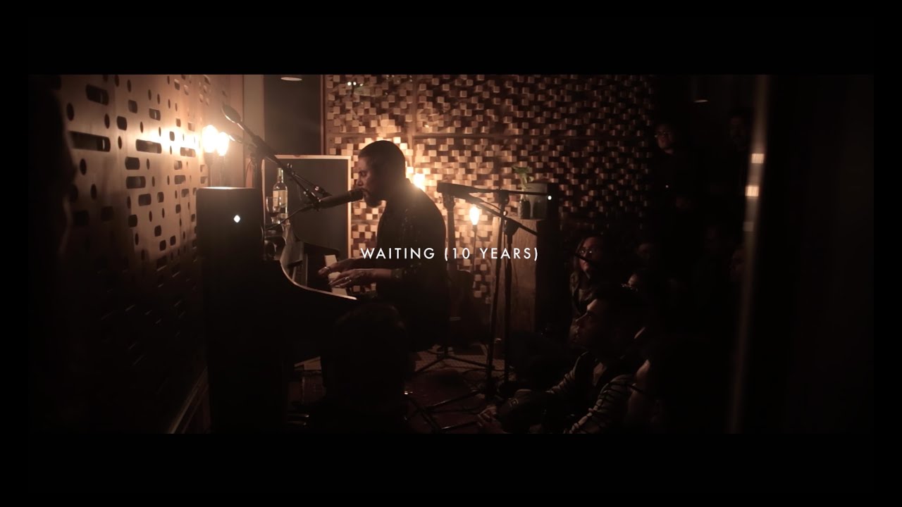 Low Roar - Waiting (10 Years) [Mexico City secret show]