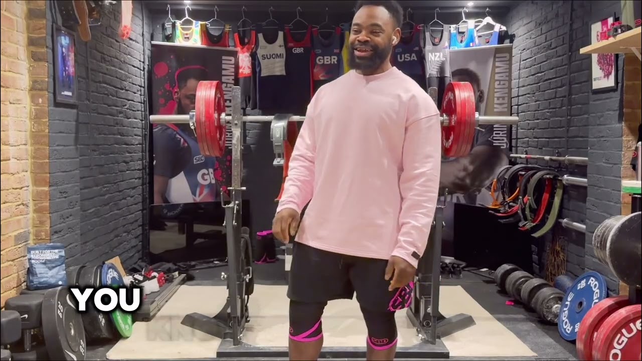 Suit to Squat - Personas Change