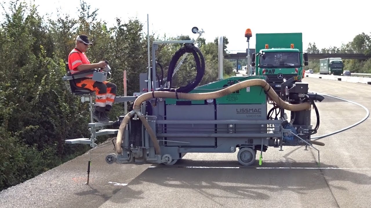 Fugenschneider LISSMAC UNICUT 520 Frischbetonbaustelle de