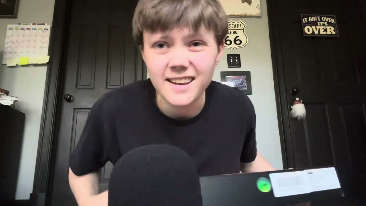 unboxing a really nice keyboard 😩🫃