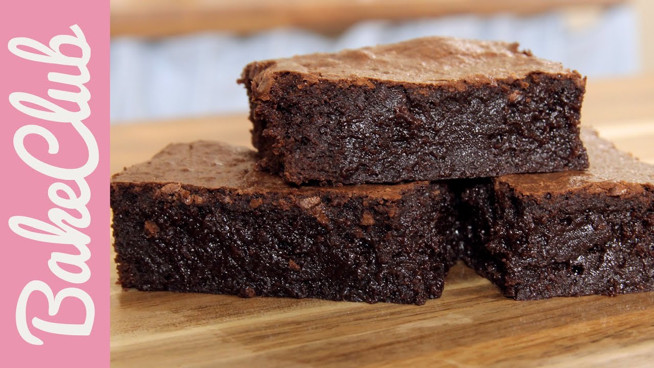 Fudgy Brownies (Super saftig!) | BakeClub