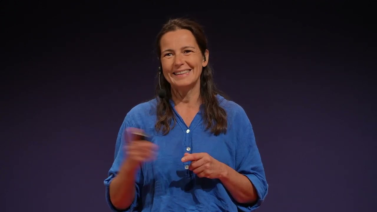 Se reconstruire en sortant de prison  | Clotilde GILBERT | TEDxIssylesMoulineaux