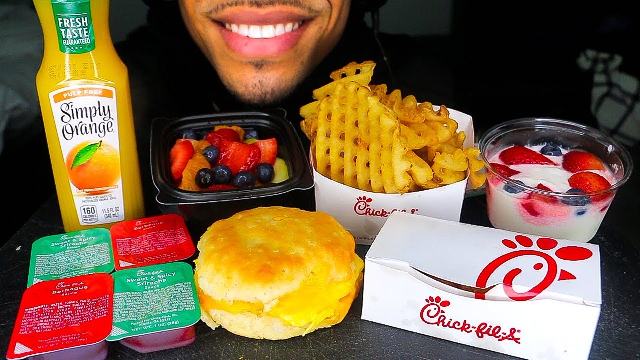 ASMR CHICK-FIL-A MUKBANG BREAKFAST BISCUIT HASH BROWNS WAFFLE FRIES PARFAIT *NO TALKING* JERRY