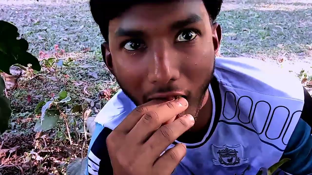 রমজান মাসে  যে সব মানুষ লুকিয়ে লুকিয়ে খই🤣 #t