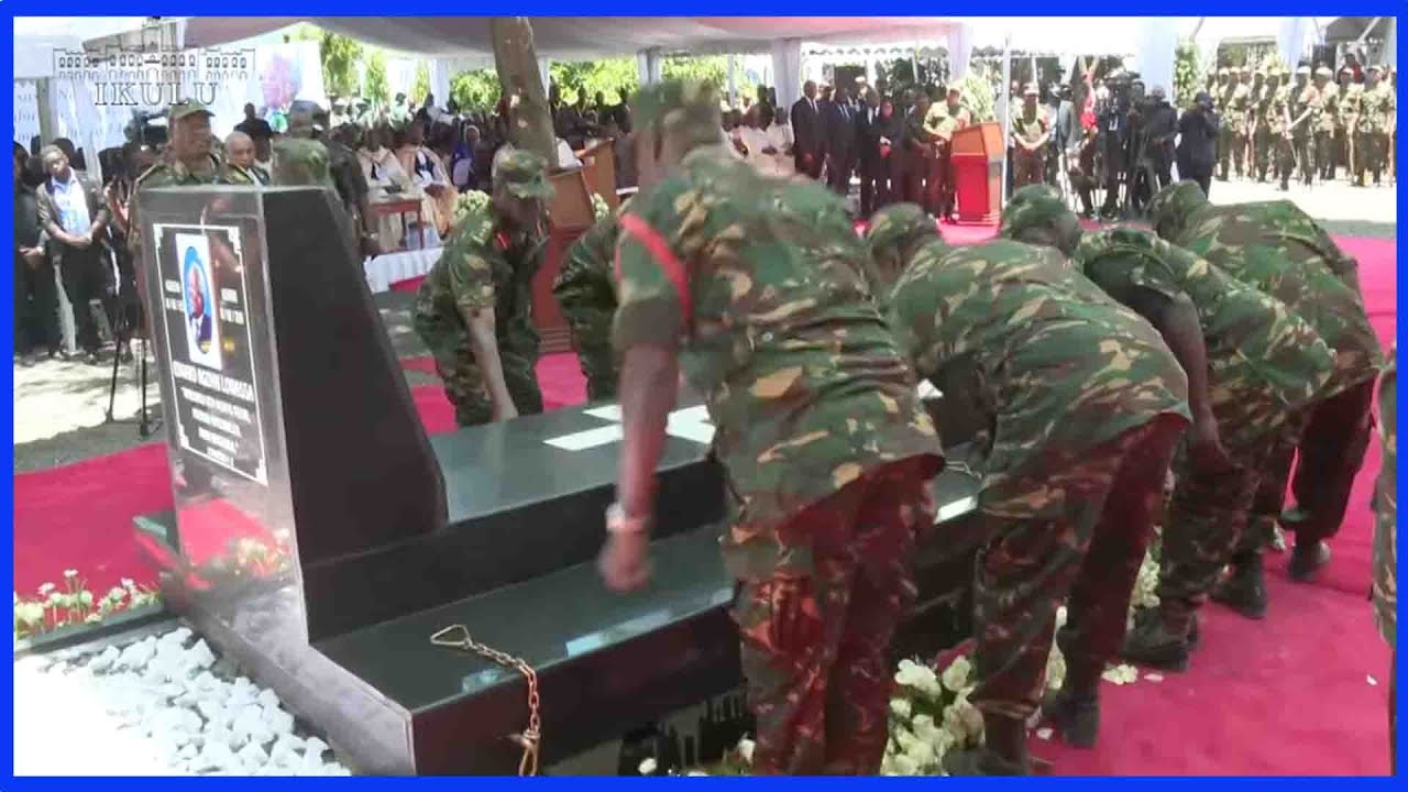 TAZAMA WANAJESHI WALIVOFUNIKA KABURI LA LOWASSA