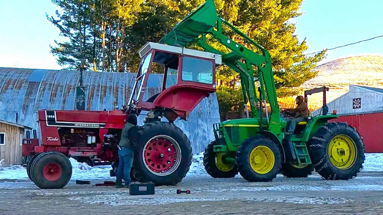 Ripping The Cab Off The 1066 International Tractor!