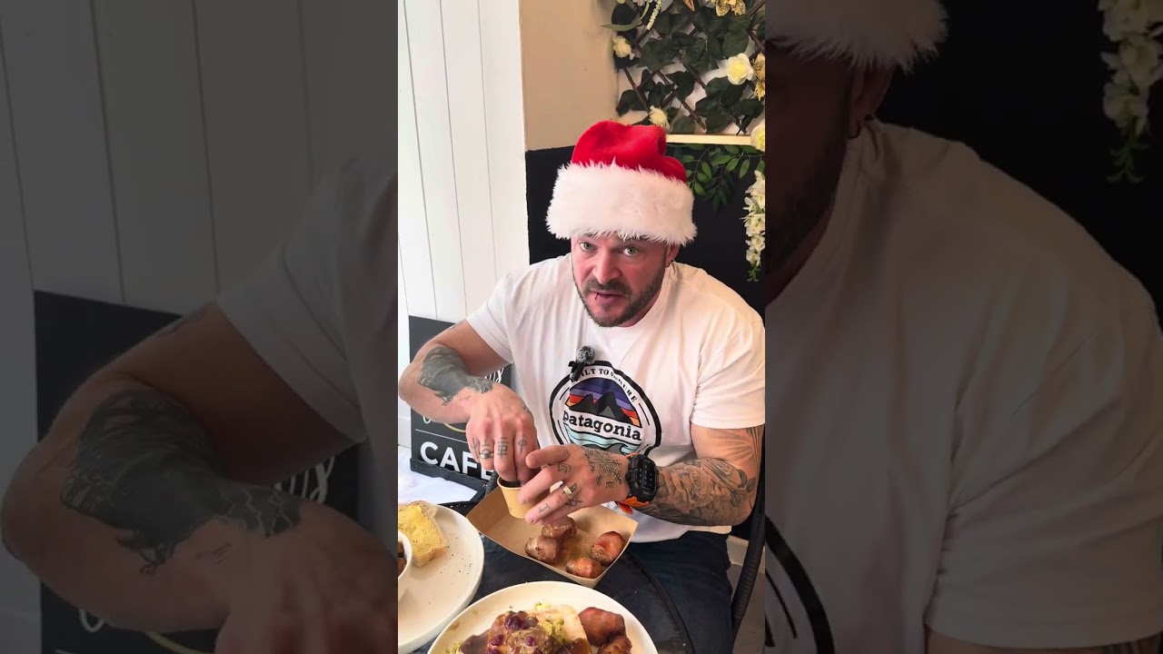 Hollies Cafe, Saltash. New Christmas Menu