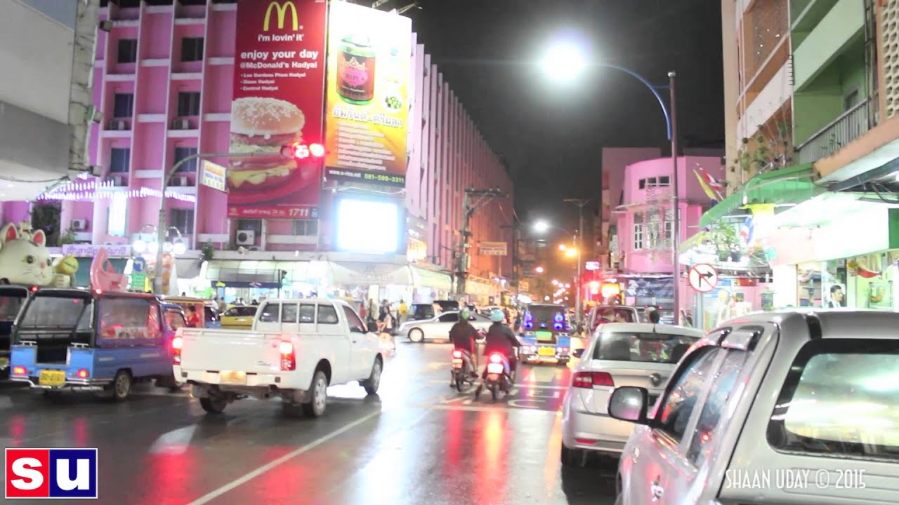 Street Walk in Hat Yai town by Night, Thailand