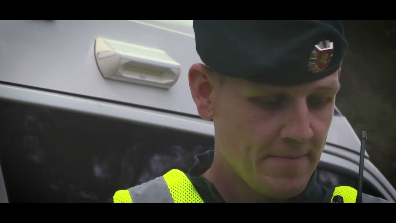 Ką veikia policijos patrulis?