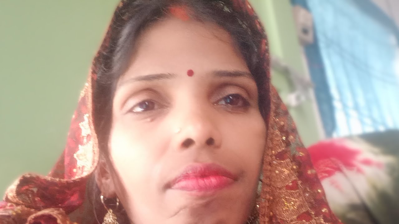 SHEELA GORAKHPURIYA 55 लाइव है!