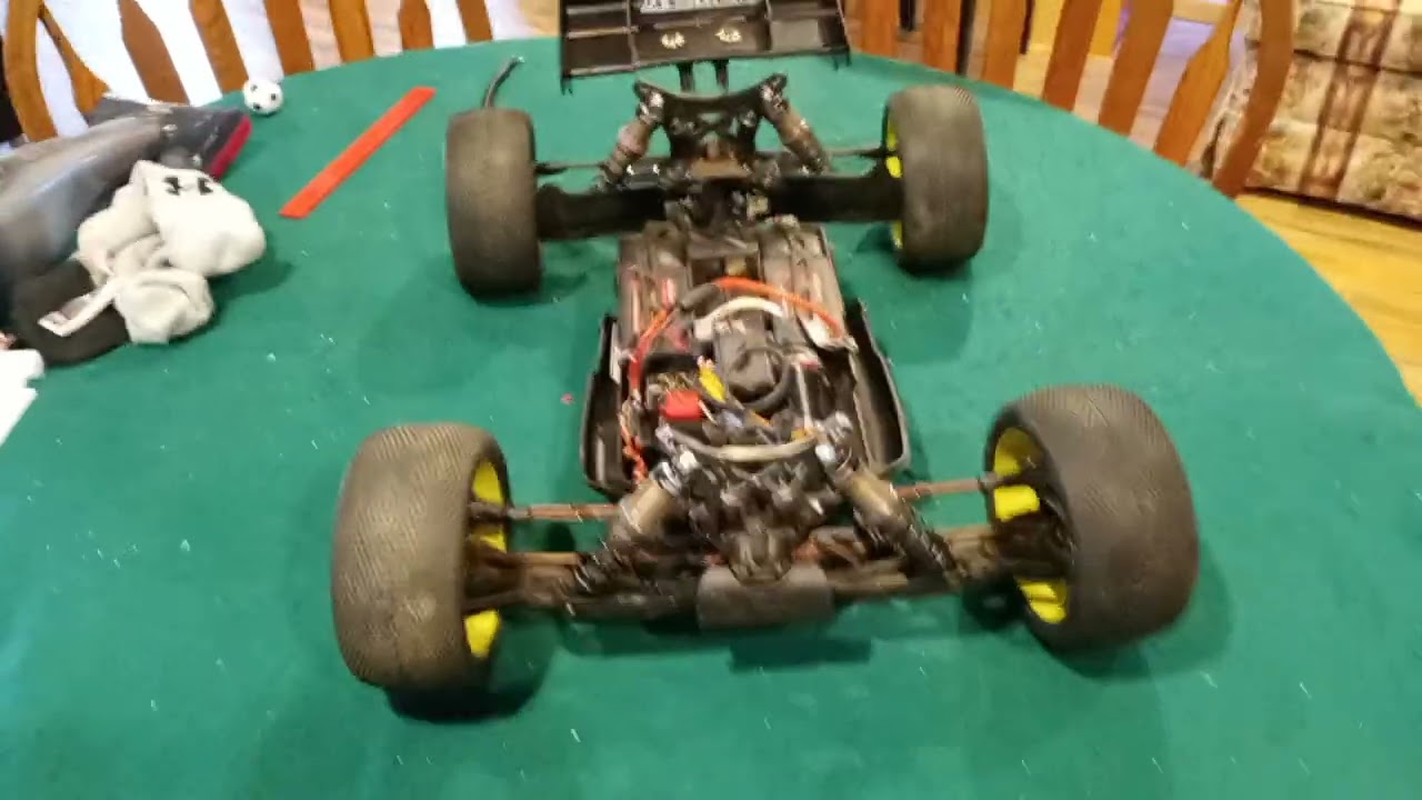 Serpent E-truggy Cobra 811t TE Race setup