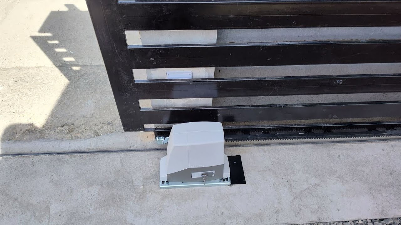 Italijanski motor za kliznu kapiju do 400 kg / Italian automation for sliding gate