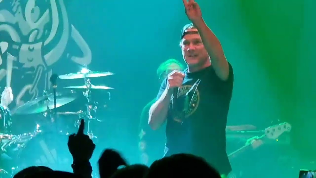 UGLY KID JOE - Intro / V.I.P. - Tavastia, Helsinki, Finland 14.10.2025