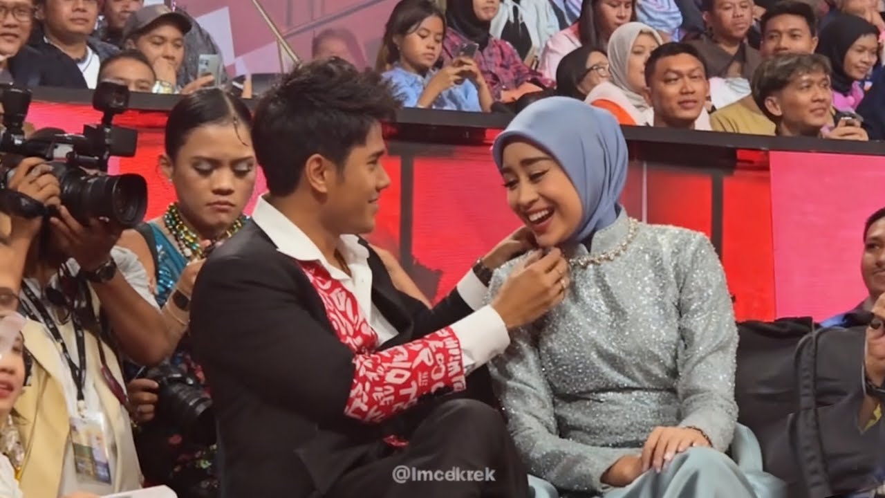Satu Studio Dibuat Baper !! Tiba Tiba Valen Kasih Kejutan Ini Ke Valen Usai Jeda Acara