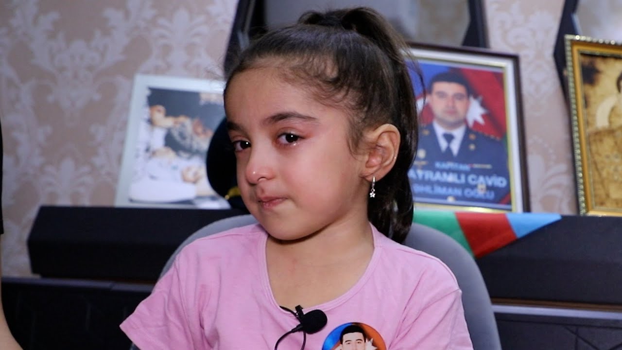 "Atamla vidalaşmağa gedəndə artıq taksidə darıxdım" - Şəhid Cavidin qızı