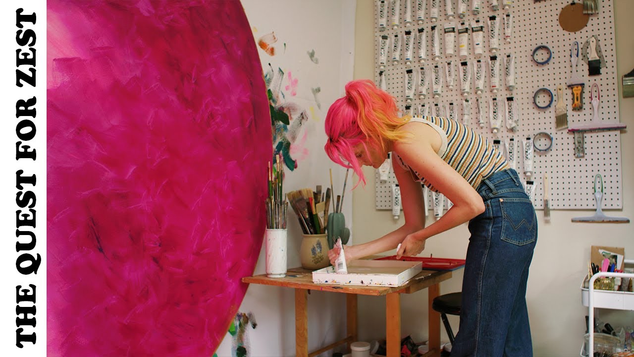 STUDIO SENSATION: Sari Shryak's Backyard Sanctuary Will Make Your Jaw Drop! 🚀🎨