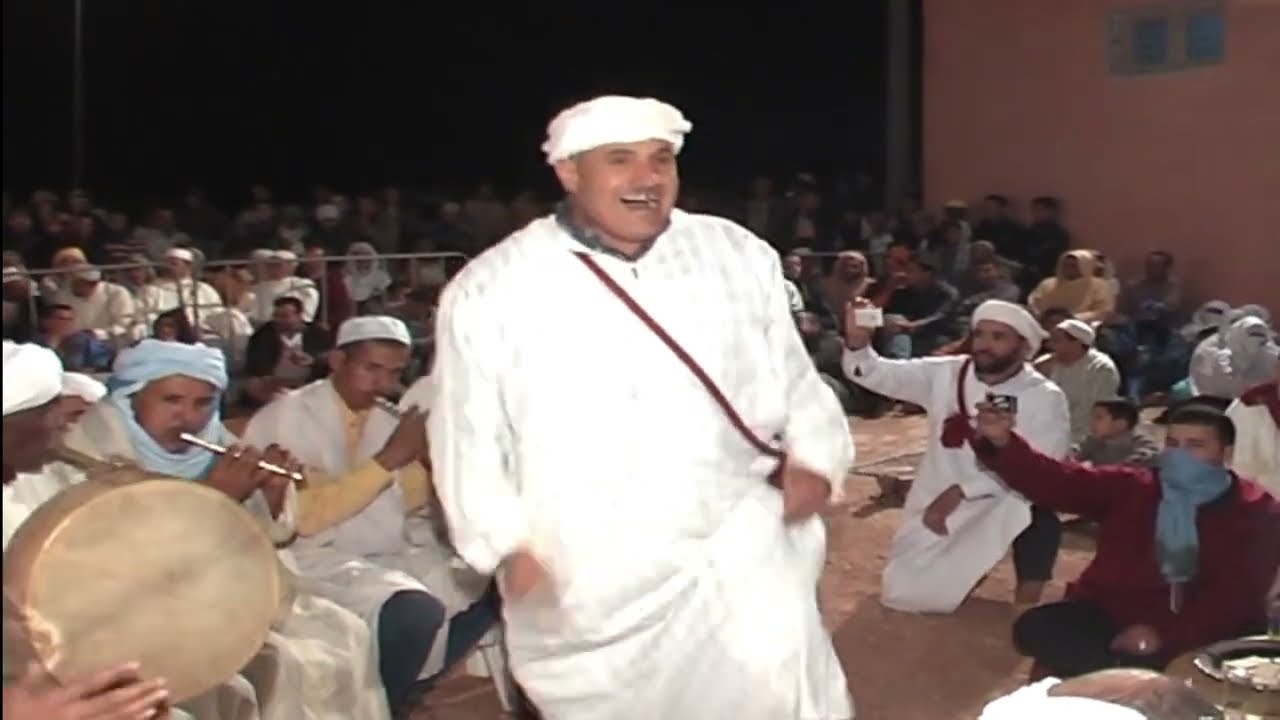 مقطع جد رائع من ابداعات محمد اوسالم بلحاج مع عواد وأحواش آيت بعمران بعرس زاهي باكرضان المسيدرة.