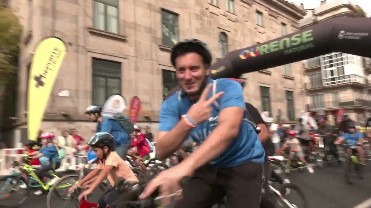 El Día da Bici de Ourense llenó la ciudad de ciclistas de todas las edades