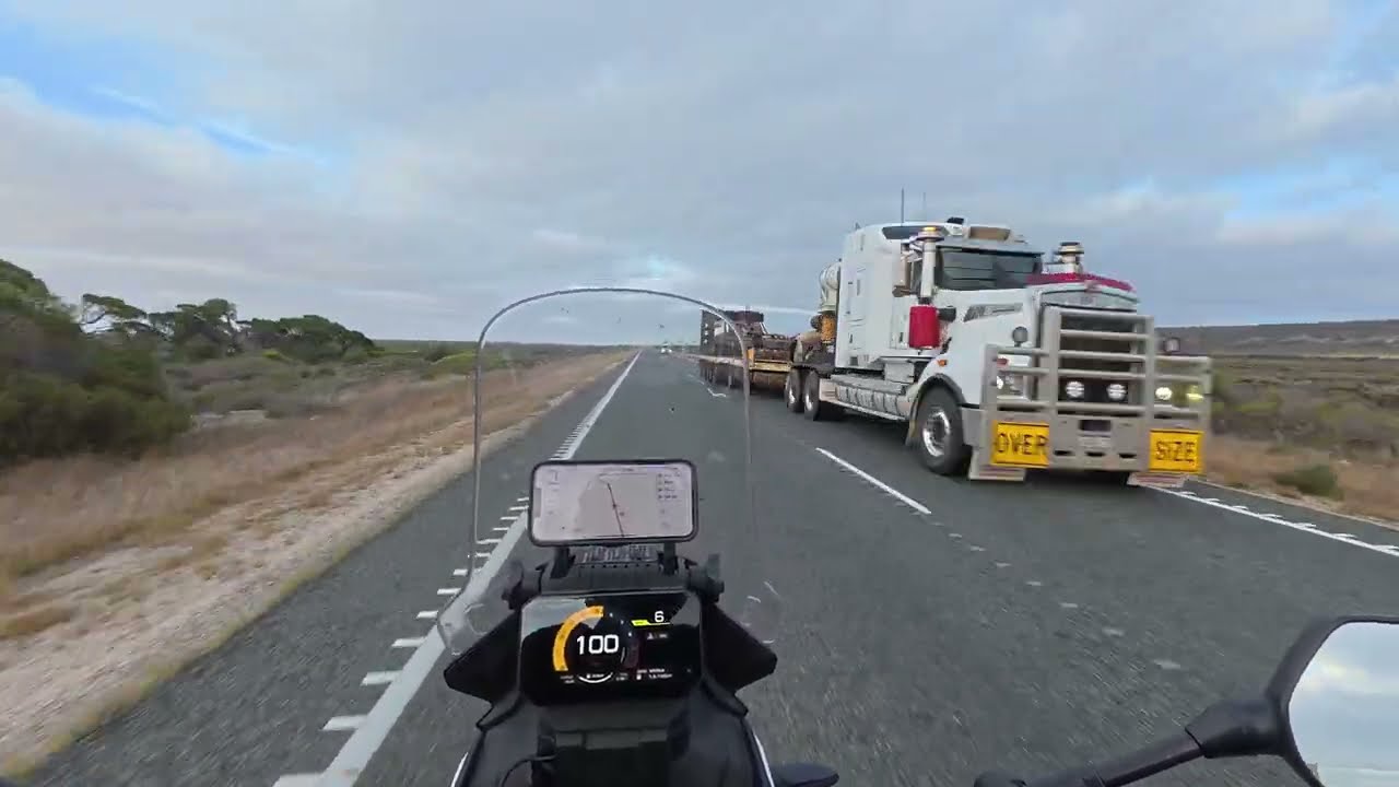 Day 3. Riding from Vic to WA (Australia) on the Cfmoto 450MT. - Border Village to Esperance