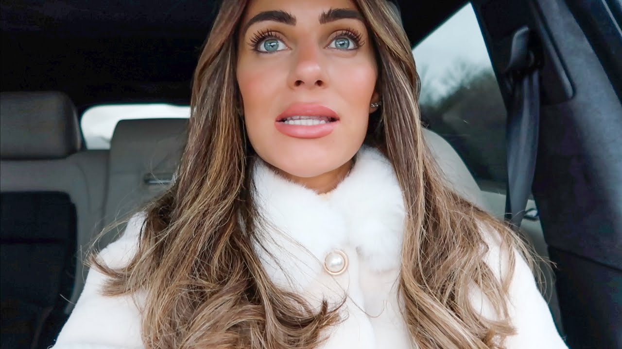 I WOULD NEVER NORMALLY VLOG THIS | VLOGMAS DAY 14 | Lydia Elise Millen