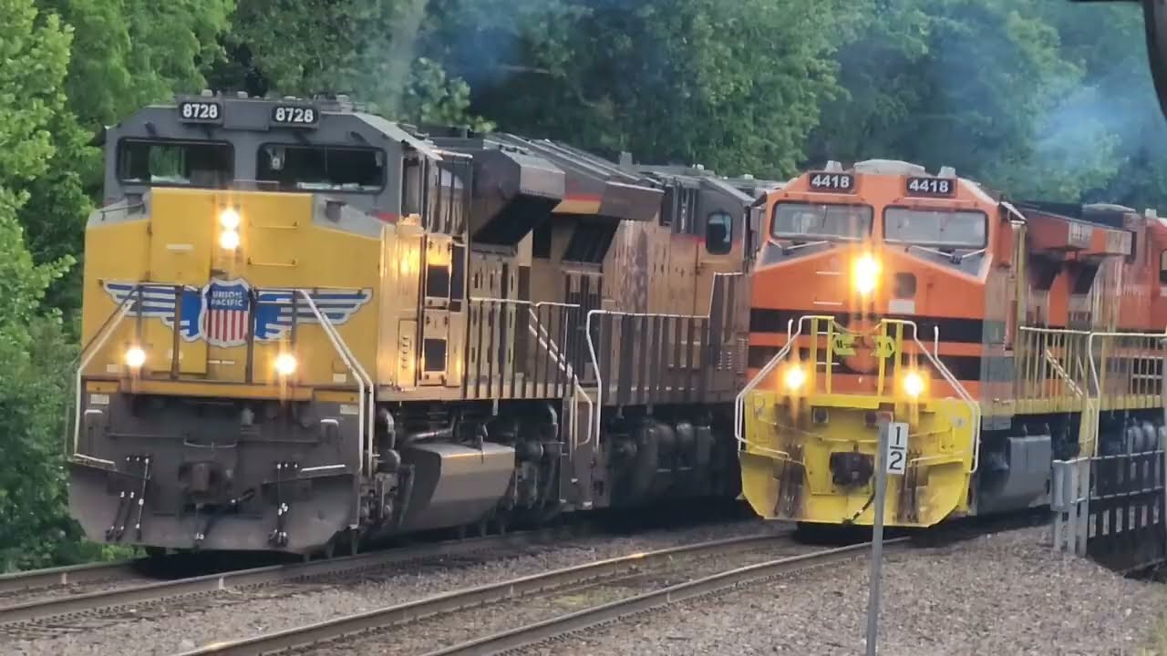 Trains in the KC area with KCT, Bnsf, UP, NS, meets, and more! 