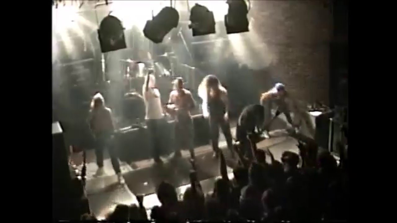 PANTERA ( WHIPLASH ) ( DIMEBAG ON VOCALS )( PHIL ON GUITAR ) BAD ASS ENCORE 1990 HOUSTON, TEXAS