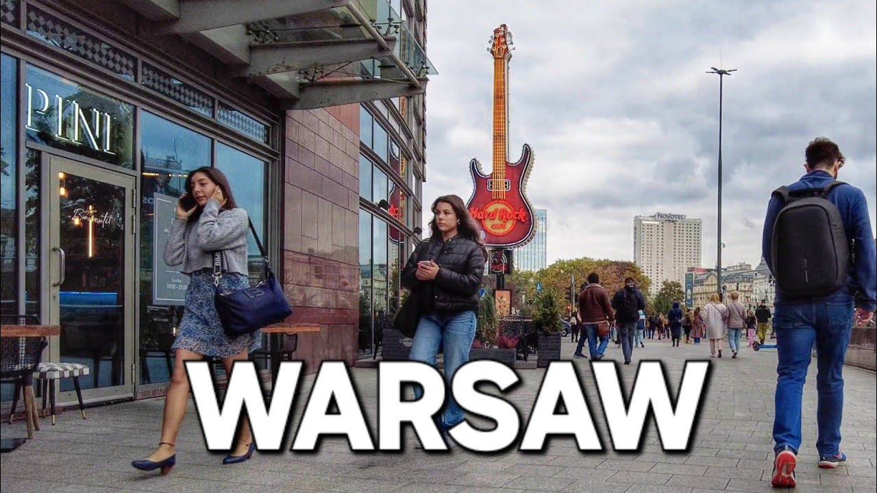 Life in Warsaw Poland walking tour 4K : ZŁOTE TARASY SHOPPING MALL OCTOBER 7 , 2024