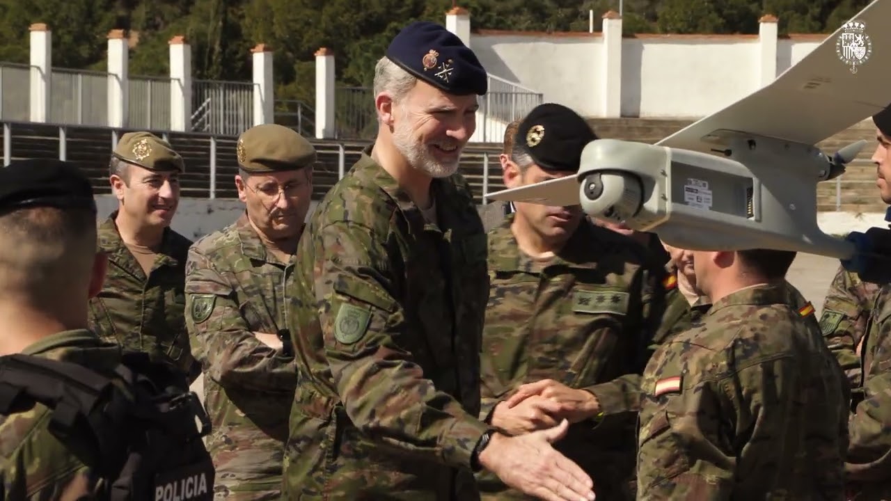 Su Majestad el Rey visita la Brigada “Aragón I”