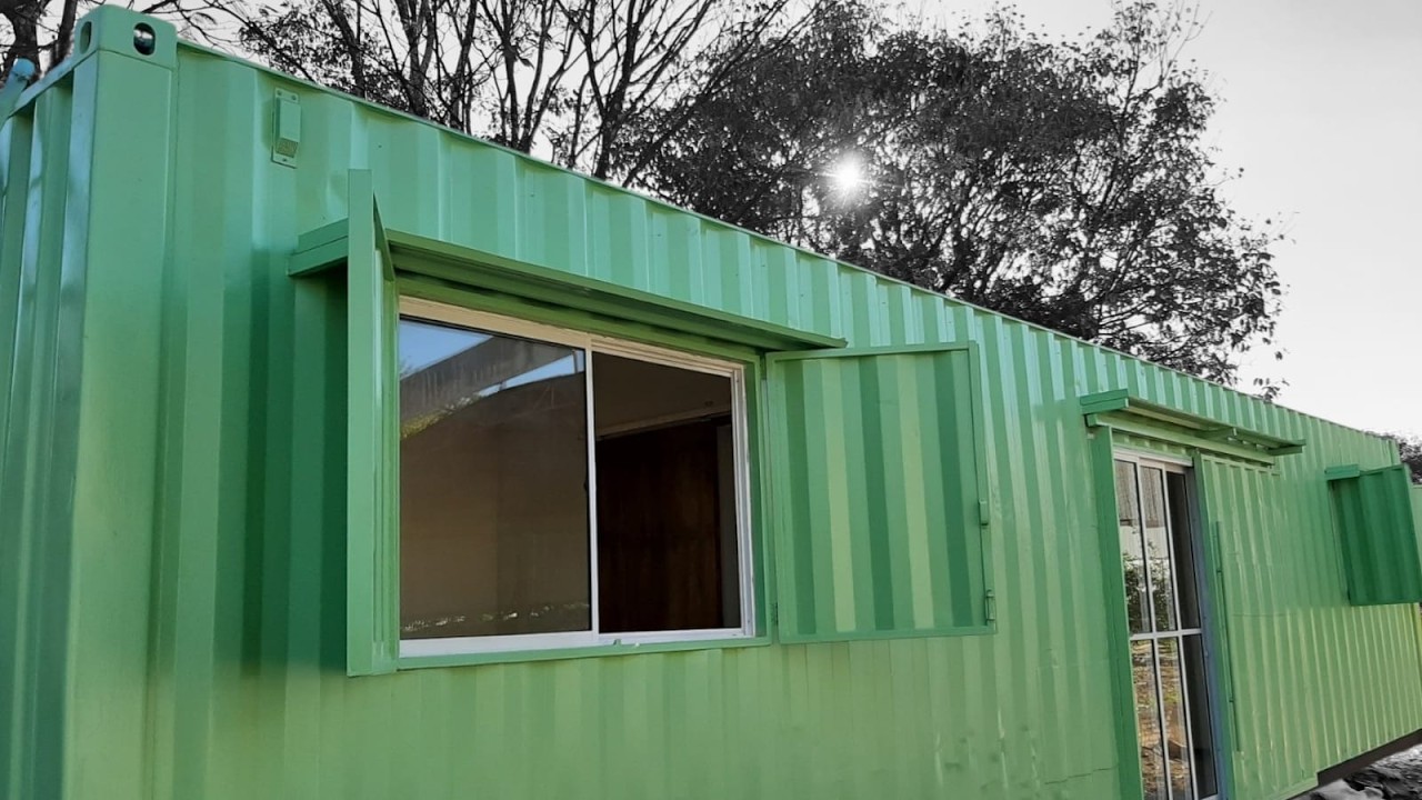 Casa container linda com 30m² de área construída - Parte 1