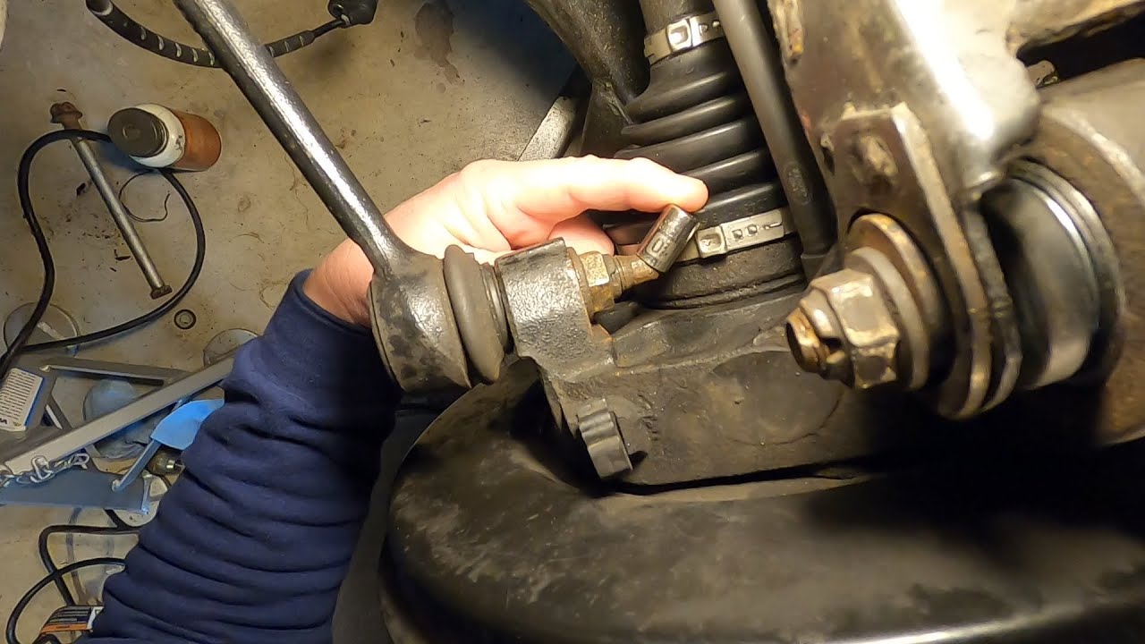 Range Rover L322 Rear Control Arm End Link.  Stop the Spin!!