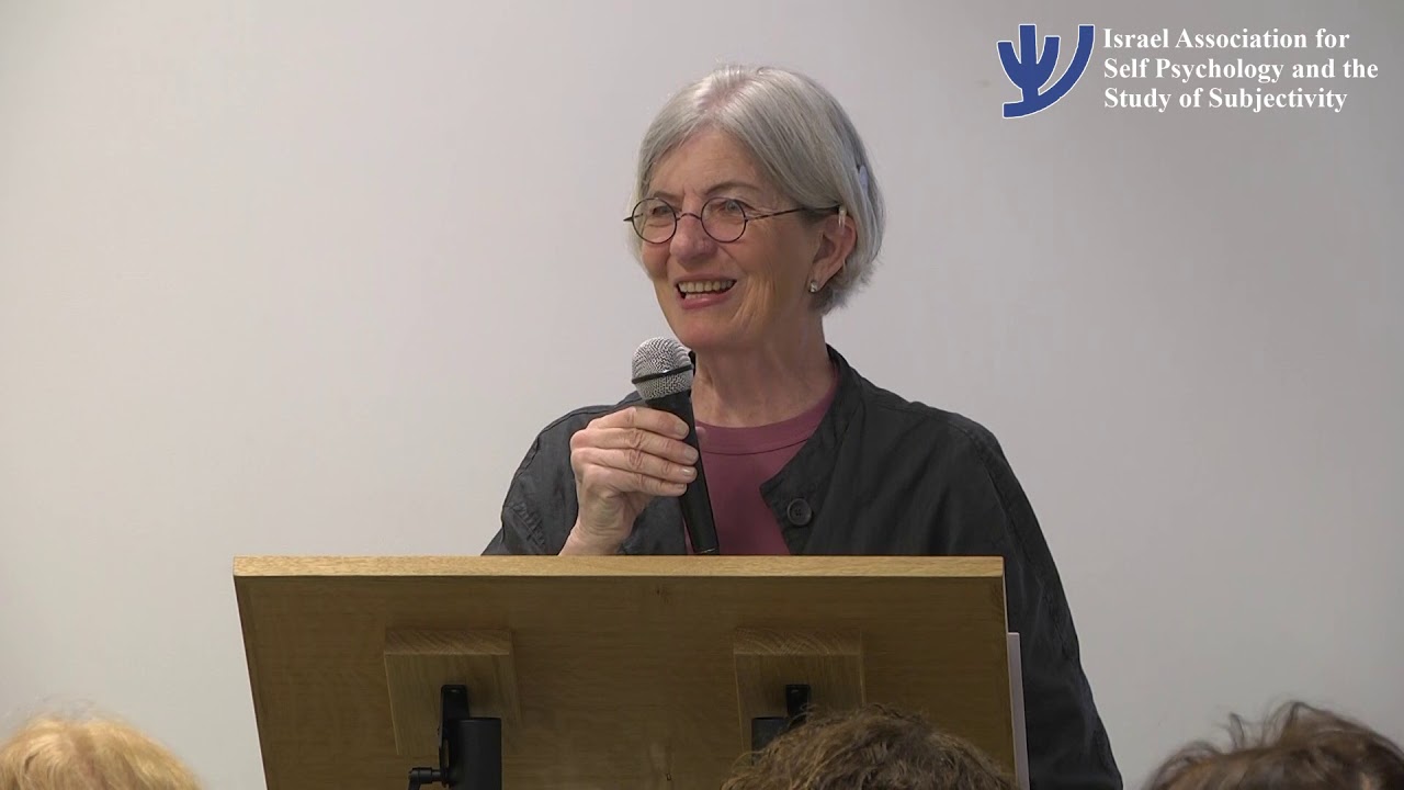 Dr Donna Orange speaks as a guest at the annual meeting 