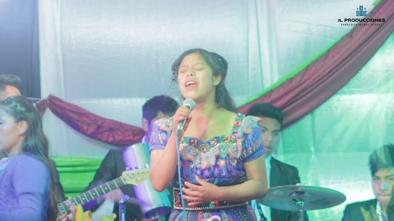 Solista Clara Gladys Tiu Pacheco