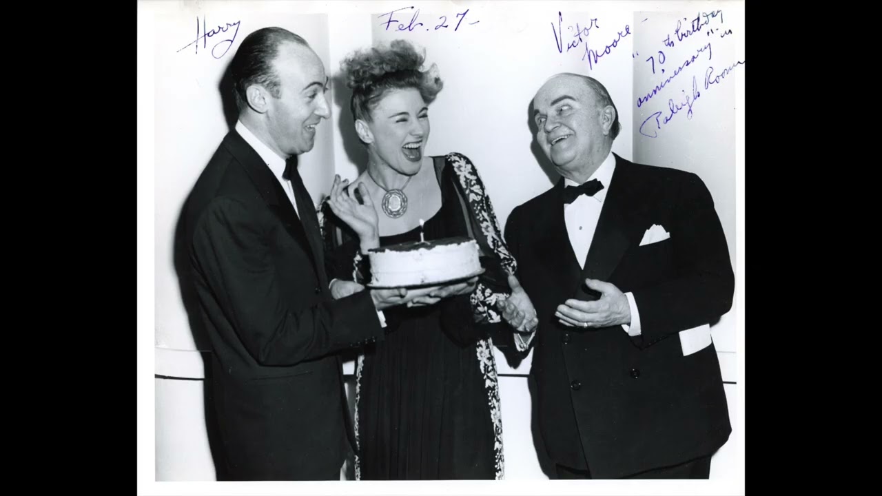 Hildegarde's Raleigh Room - February 27, 1946