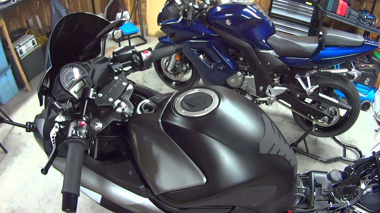 How To: Fuel Tank Removal - Ninja 650