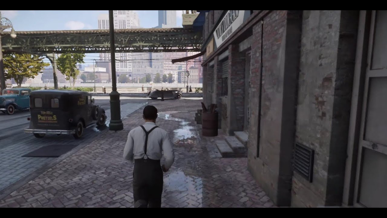 Tommy Angelo walking around Lost Heaven for almost half an hour [No commentary]