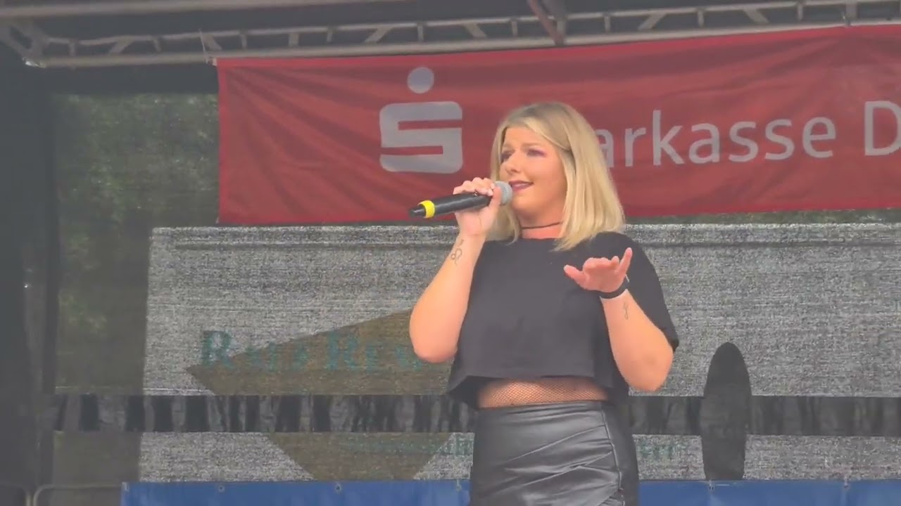Alisha 26.05.2022 Vatertagsparty in Duisburg Neumühl