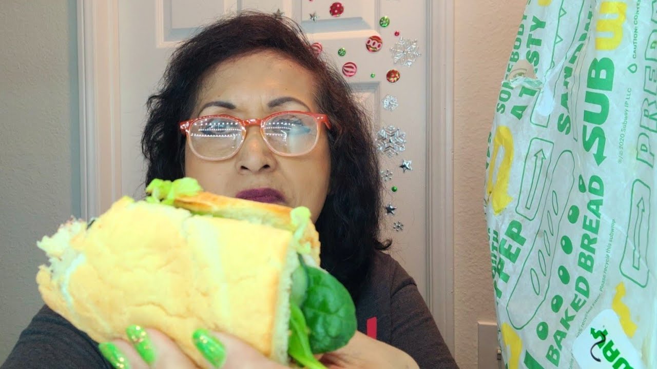 ASMR Comiendo un Rico SUBWAY!!